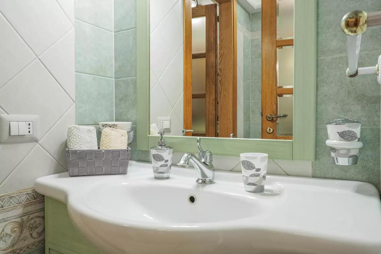 Saint Simplicio House Apartment Olbia Bagian luar foto