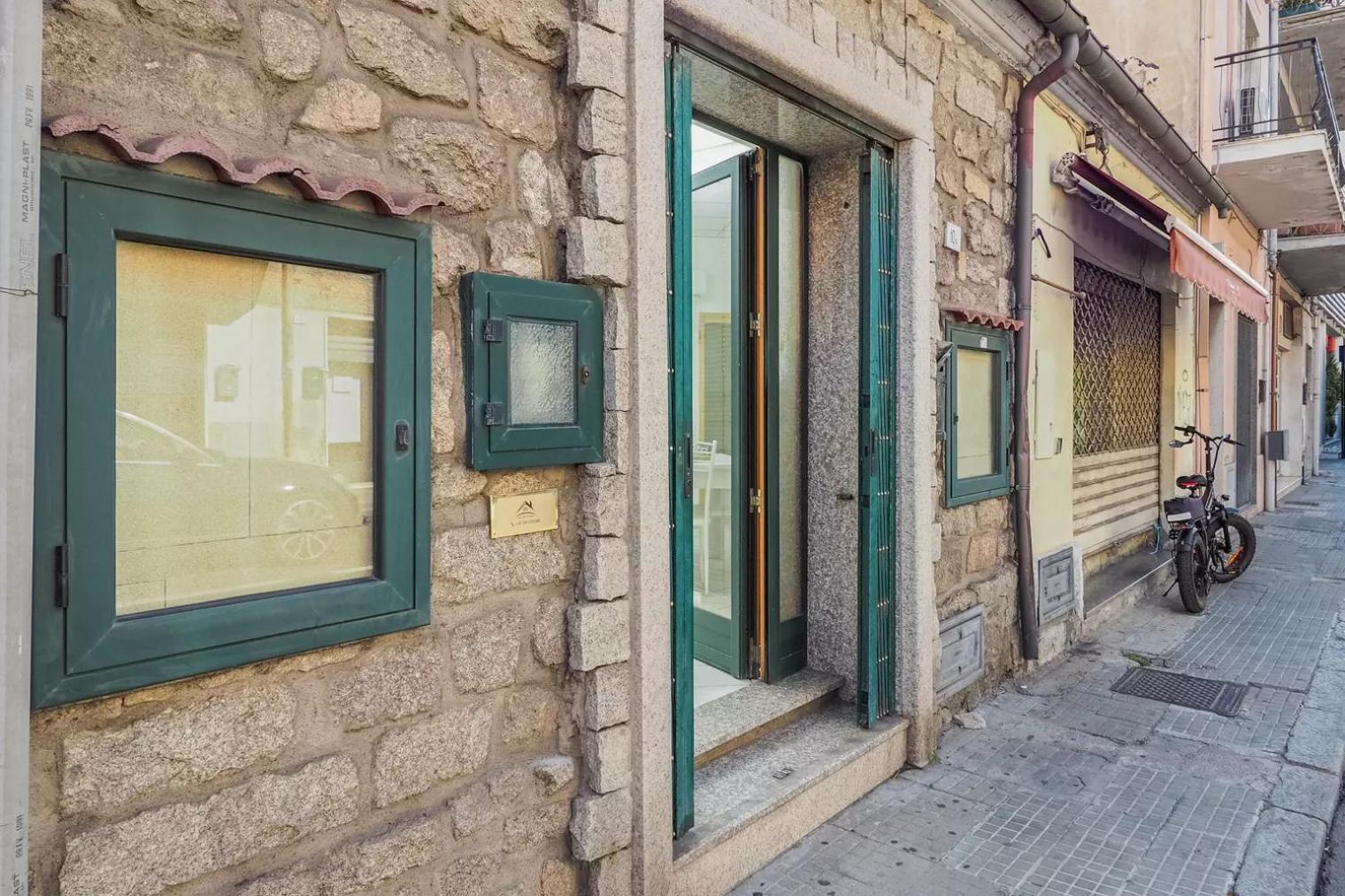 Saint Simplicio House Apartment Olbia Bagian luar foto